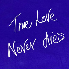 Load image into Gallery viewer, 2014 supreme siouxsie tee purple sample tag