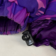 Load image into Gallery viewer, 2006 bape purple camo hooded puffer jacket *reversible