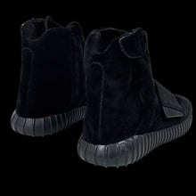 Load image into Gallery viewer, 2015 yeezy boost 750 triple black