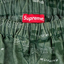 Load image into Gallery viewer, 2019 supreme dimensions logo denim skate pant