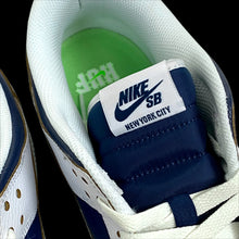 Load image into Gallery viewer, 2022 nike sb // huf dunk low new york