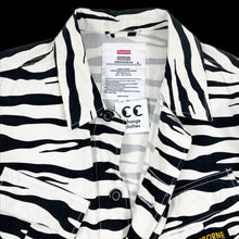 Load image into Gallery viewer, 2011 supreme jungle jacket white