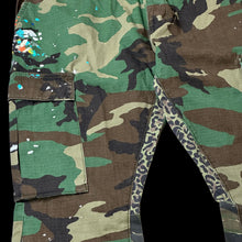 Load image into Gallery viewer, gallery dept la camo flare pants woodland