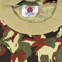 Load image into Gallery viewer, 90s camel camouflage tee