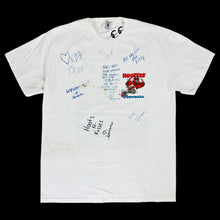 Load image into Gallery viewer, 90s hooters football tee autographed