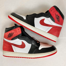 Load image into Gallery viewer, 2018 jordan 1 track red
