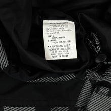 Load image into Gallery viewer, 2000s bape reflector camo snowboarding jacket
