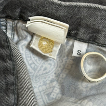 Load image into Gallery viewer, late 2000s bape made by human patch black slim jeans