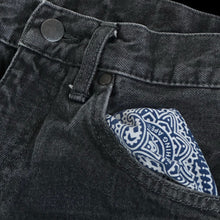 Load image into Gallery viewer, late 2000s bape made by human patch black slim jeans