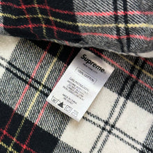 Load image into Gallery viewer, 2014 supreme plaid flannel shirt white