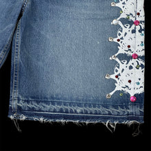 Load image into Gallery viewer, 2025 spider web stone denim shorts