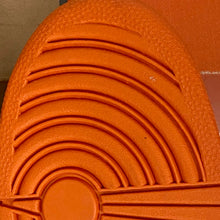 Load image into Gallery viewer, 2003 nike dunk low cave purple "reeses"