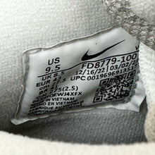 Load image into Gallery viewer, 2023 supreme // nike sb dunk hi rammellzee