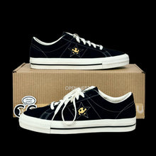 Load image into Gallery viewer, 2023 converse // golf camp flog gnaw vip exclusive one star