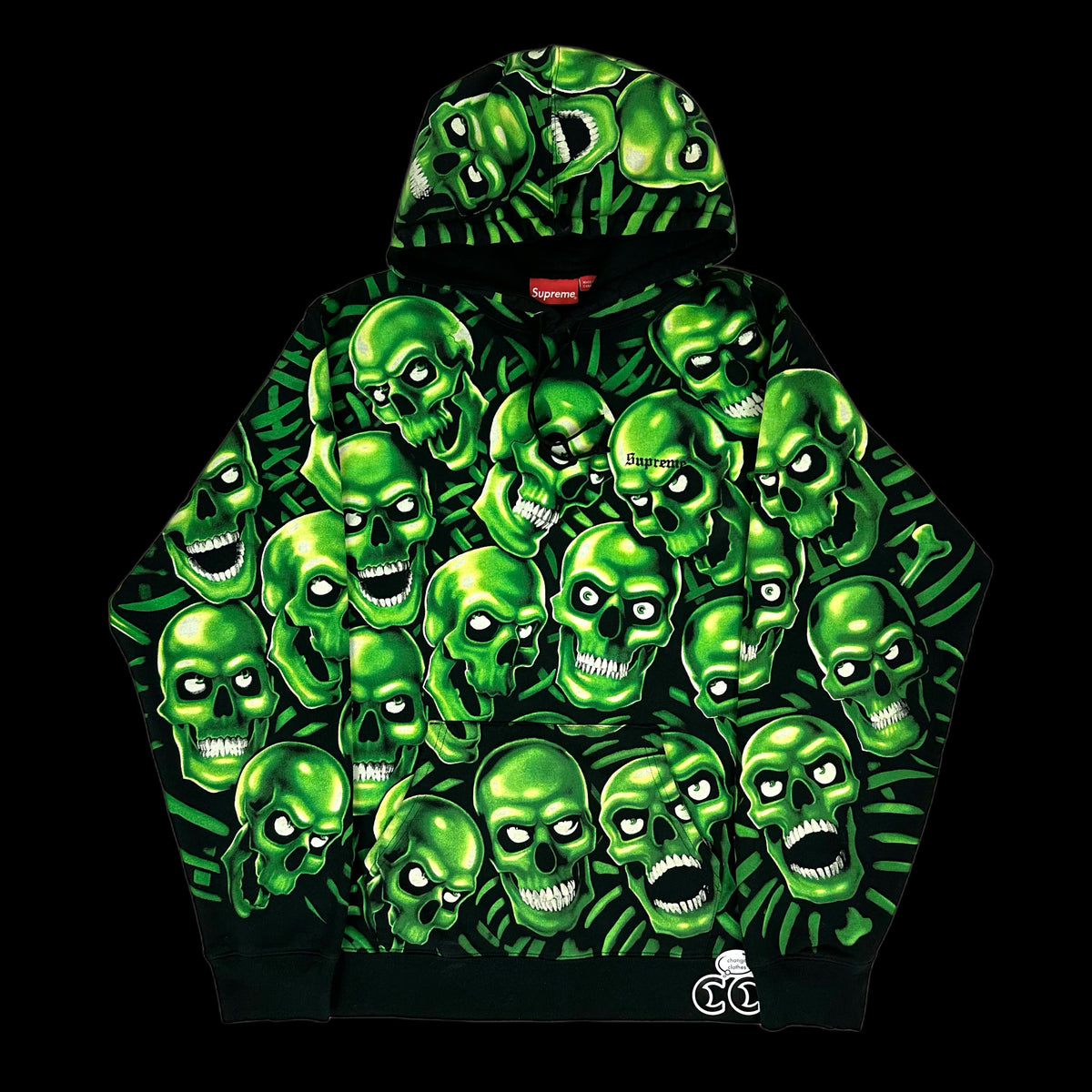2018 supreme // liquid blue skull pile hoodie – change clothes