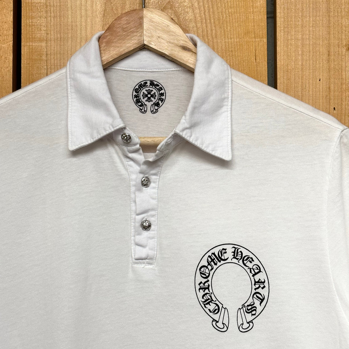 chrome hearts horseshoe logo polo w/ plus cross buttons – change