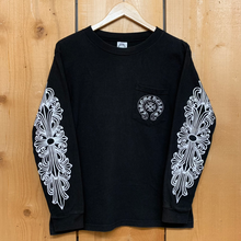 Load image into Gallery viewer, vtg chrome hearts horseshoe floral long sleeve new york