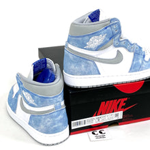 Load image into Gallery viewer, Air Jordan 1 Hyper Royal 2021