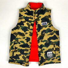 Load image into Gallery viewer, bape 1st camo reversible down vest