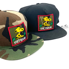 Load image into Gallery viewer, Supreme Vietnam Snoopy Snapback Hat