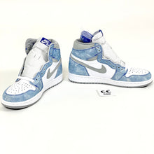 Load image into Gallery viewer, Air Jordan 1 Hyper Royal 2021