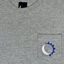 Load image into Gallery viewer, 90s marlboro crescent moon sun emblem tee grey
