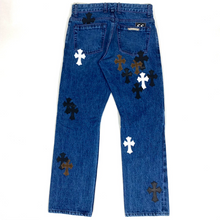 Load image into Gallery viewer, 2022 chrome hearts denim jeans fleur knee
