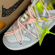 Load image into Gallery viewer, 2021 off white // nike dunk low lot 12

