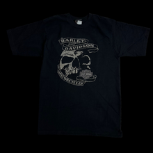 Load image into Gallery viewer, 2007 harley skull alamo tee

