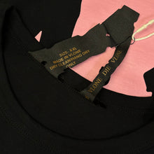 Load image into Gallery viewer, vlone friends tee black pink
