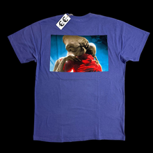 Load image into Gallery viewer, 2015 supreme ET tee purple
