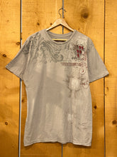 Load image into Gallery viewer, 2000s monarchy shoulder blast embroidered tee
