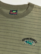 Load image into Gallery viewer, 90s gecko hawaii knit striped embroidered tee
