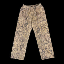 Load image into Gallery viewer, 2023 billy hill washed osb camo sweatpants
