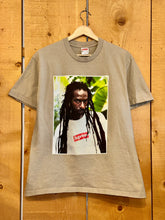 Load image into Gallery viewer, 2019 supreme buju banton photo tee
