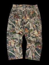 Load image into Gallery viewer, vintage carhartt realtree canvas work pants

