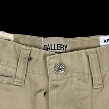 Load image into Gallery viewer, gallery dept ricky shorts khaki
