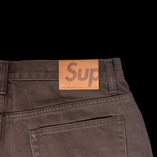 Load image into Gallery viewer, 2024 supreme script baggy denim short brown
