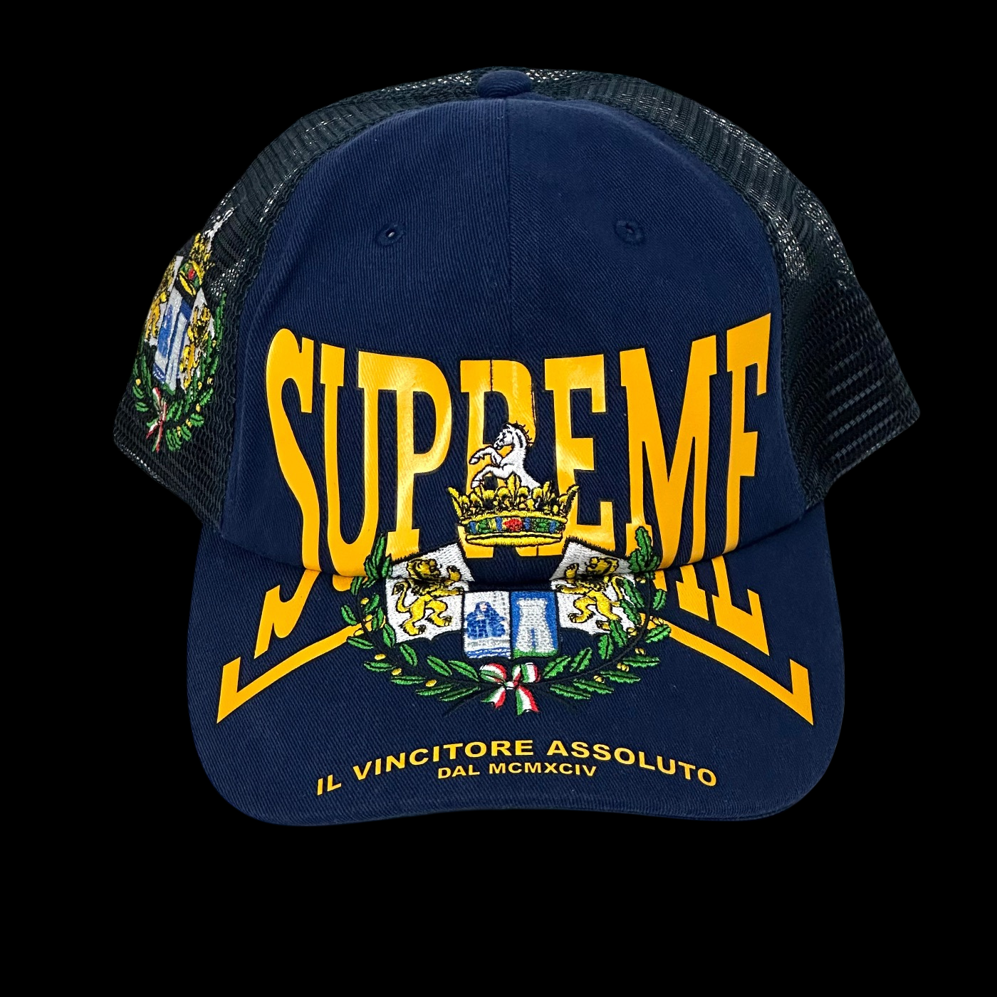 2025 supreme crest mesh trucker hat – change clothes
