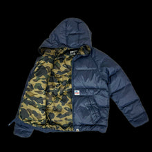 Load image into Gallery viewer, 2012 bape mountain puffer jacket camo inside full zip
