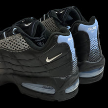 Load image into Gallery viewer, 2026 palace // nike air max 95 big bubble silver gradient
