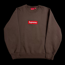 Load image into Gallery viewer, 2022 supreme box logo crewneck brown
