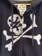 Load image into Gallery viewer, y2k zoo york jolly roger fleece lined zip up hoodie
