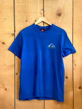 Load image into Gallery viewer, 2000s quiksilver wave logo tee
