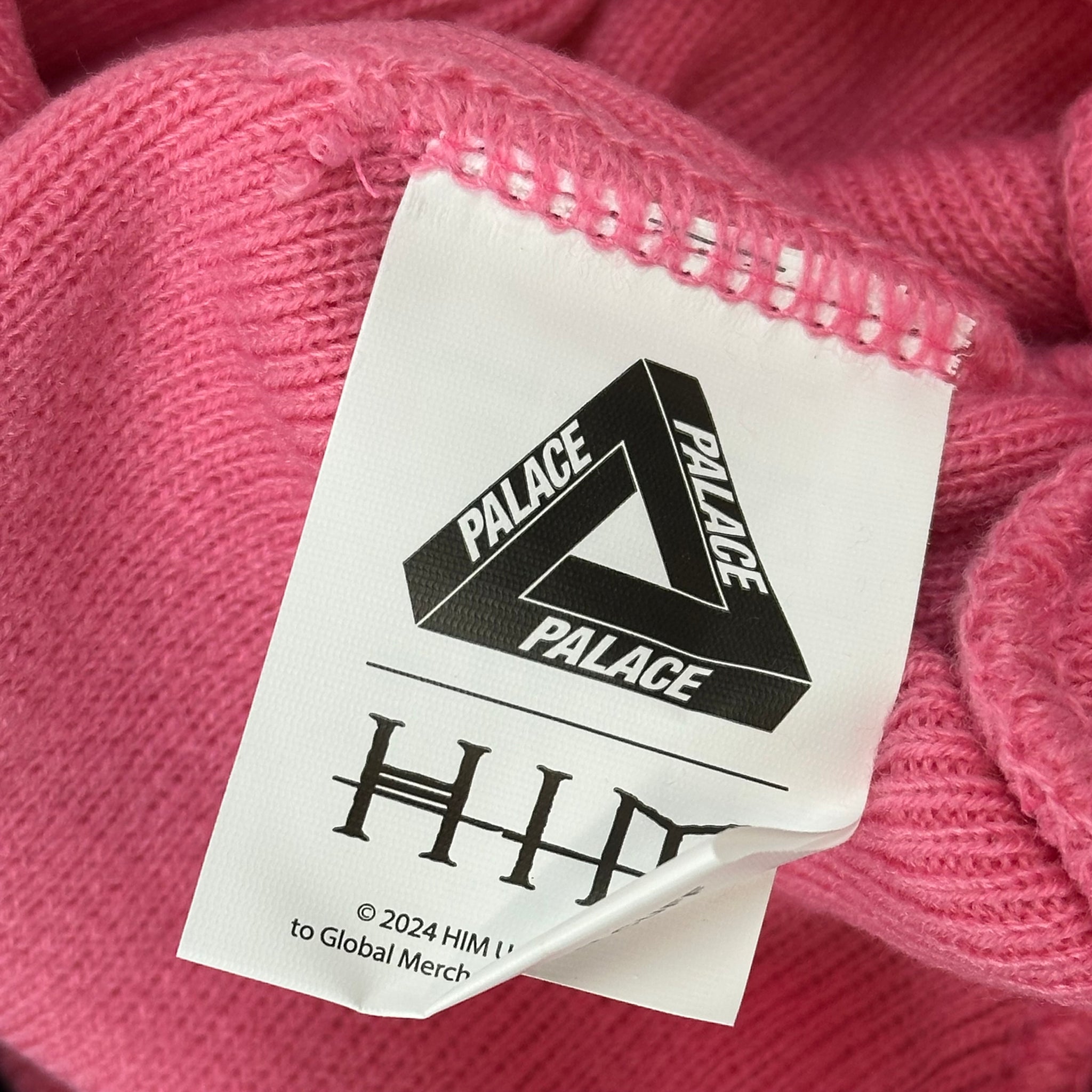 2025 palace // him tri gram nein cuff beanie – change clothes