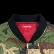 Load image into Gallery viewer, 2012 supreme blimp quilted work jacket camo
