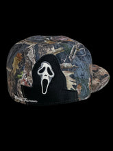 Load image into Gallery viewer, 2026 supreme ghostface realtree new era fitted cap
