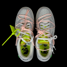 Load image into Gallery viewer, 2021 off white // nike dunk low lot 12
