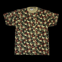 Load image into Gallery viewer, 90s camel camouflage tee
