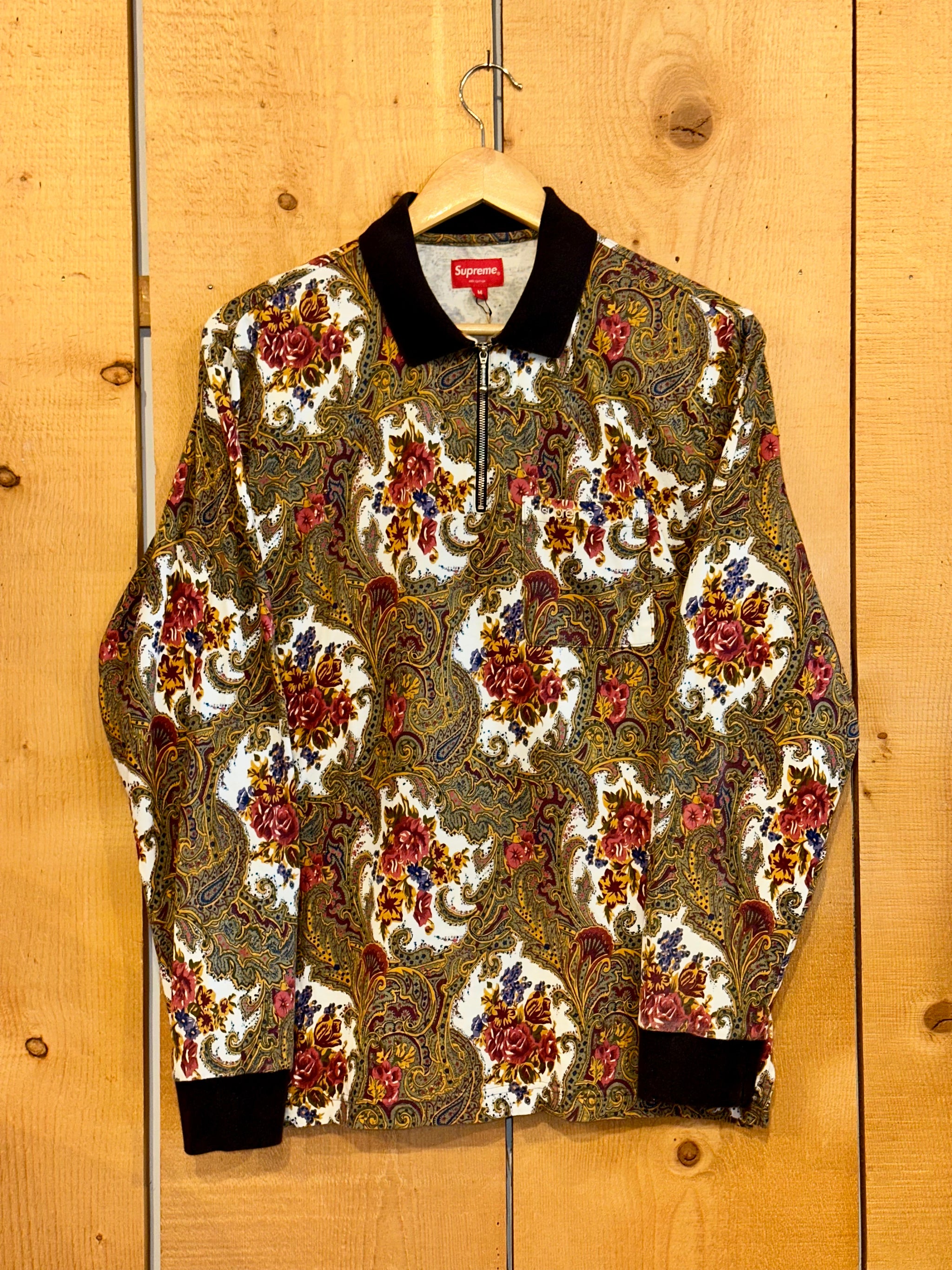 tops | buttons – change clothes